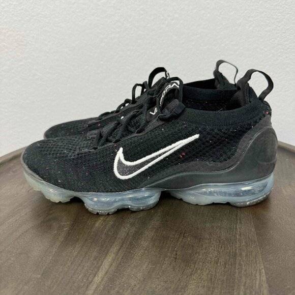Nike Air Women's VaporMax 2021 Flyknit Lace-Up Sneaker Black Size 9 - Picture 5 of 12